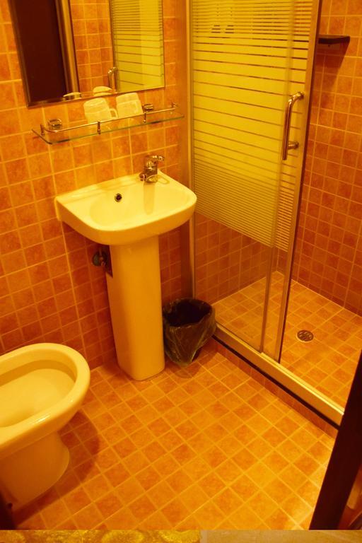 Hk Wonderful Inn هونغ كونغ المظهر الخارجي الصورة